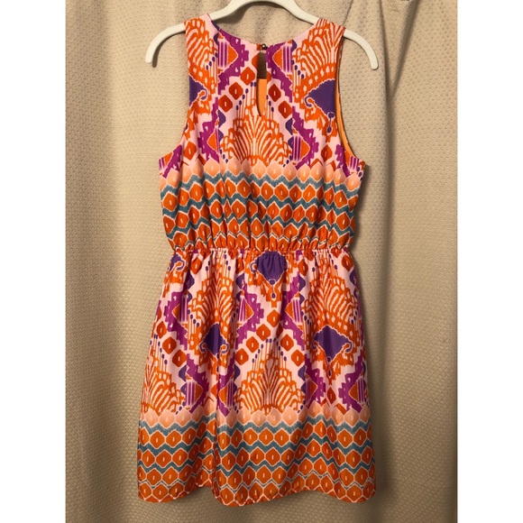 Bright sundress - Picture 2 of 2